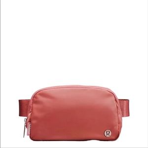 Lululemon belt bag